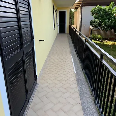 Croll's Apartamento Minturno