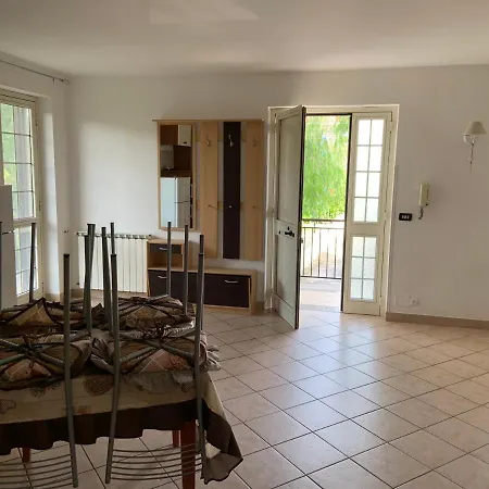 Croll's Apartamento